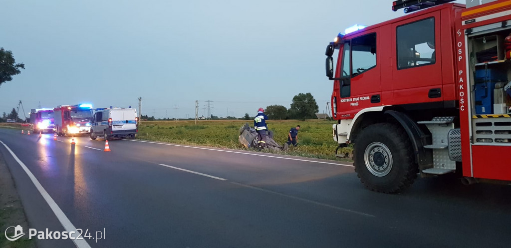 Dachowanie osobówki w Wielowsi