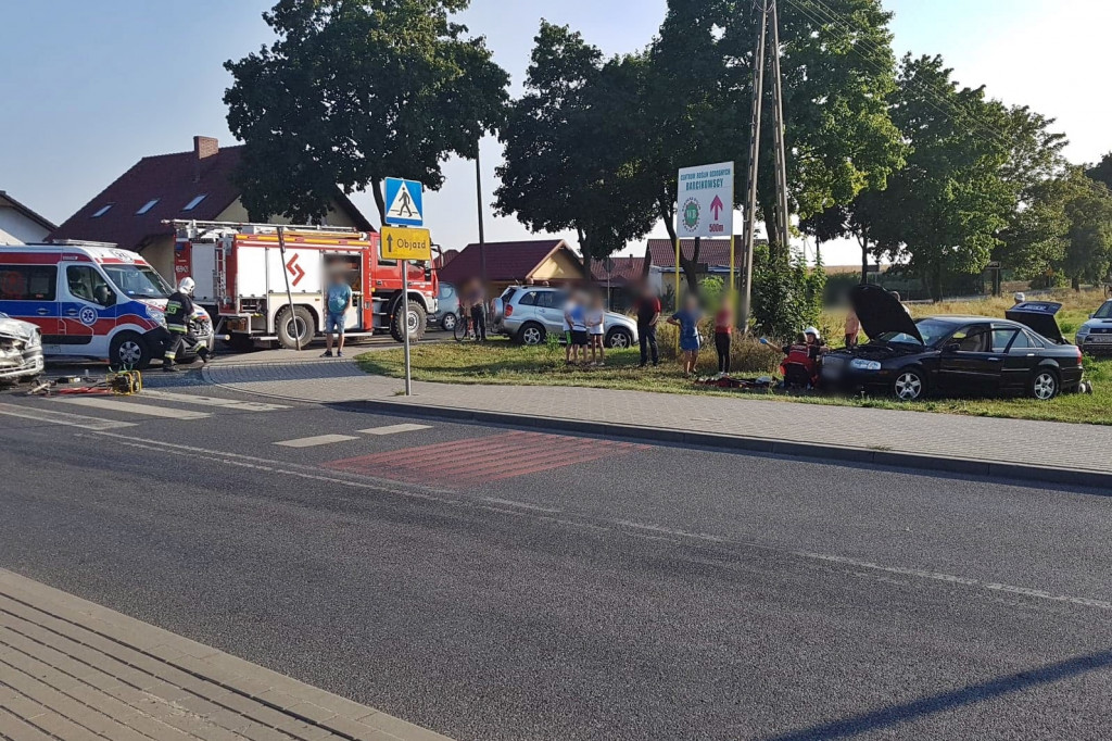 Kraksa na skrzyżowaniu Mogileńskiej i Mikołaja
