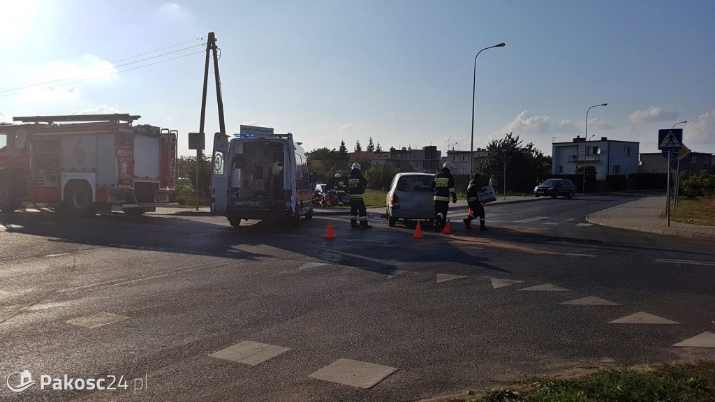 Kraksa na skrzyżowaniu Mogileńskiej i Mikołaja