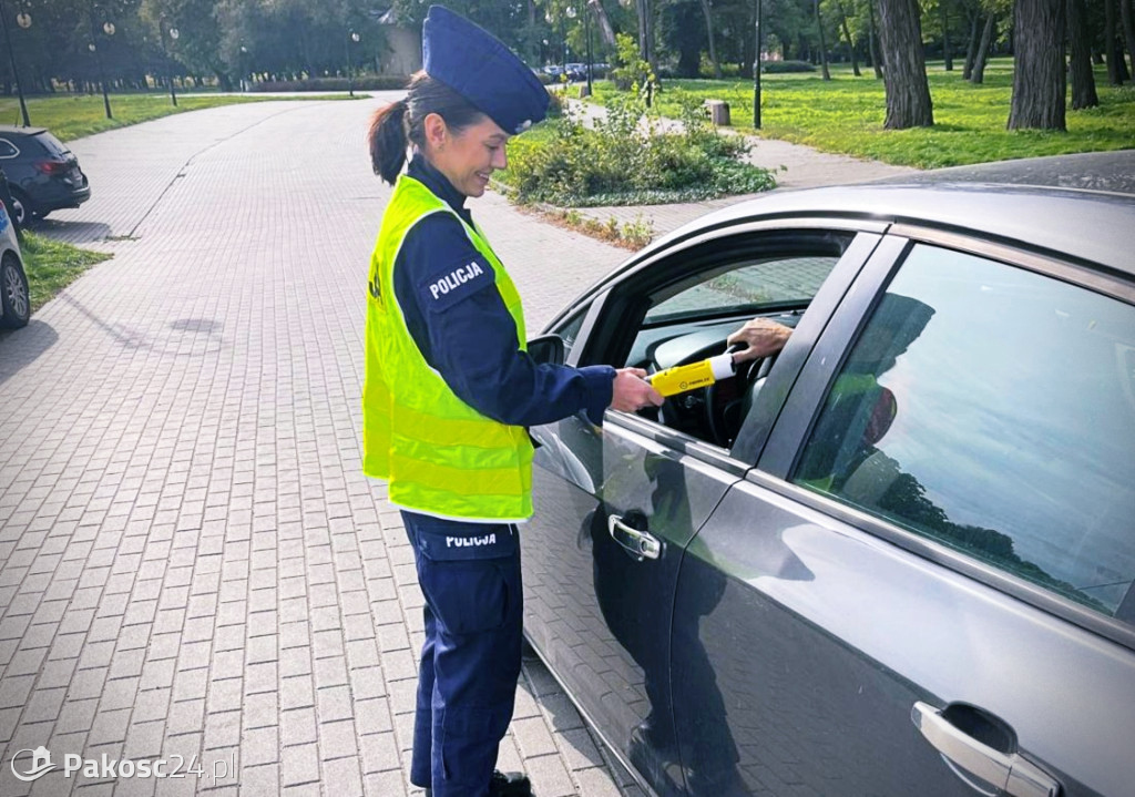 Kontrola trzeźwości kierowców w Pakości