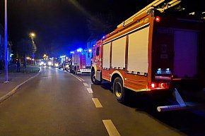 Pożar w kamienicy przy Szerokiej-206