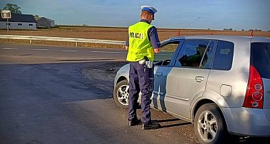 Alkohol w roli głównej. Po pijanemu wyjechali na drogi!-10670