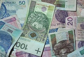 Przez lata dostawali zaniżoną emeryturę. Przełom dla tysięcy seniorów-11168