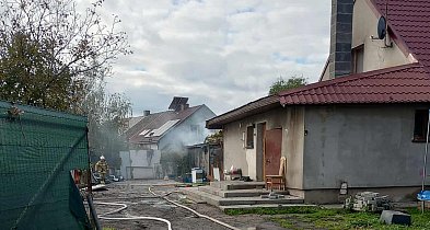 Osiem zastępów straży pożarnej w akcji-11626