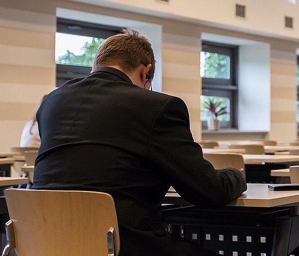 Zmiany w przepisach o wynagrodzeniach. Zapłacą za gotowość do pracy-11766