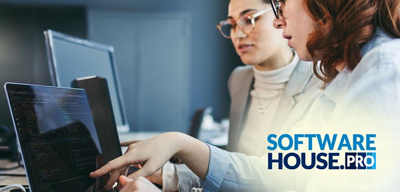 Software house Warszawa – jak firmy w Polsce wdrażają portale z kontami użytkownik